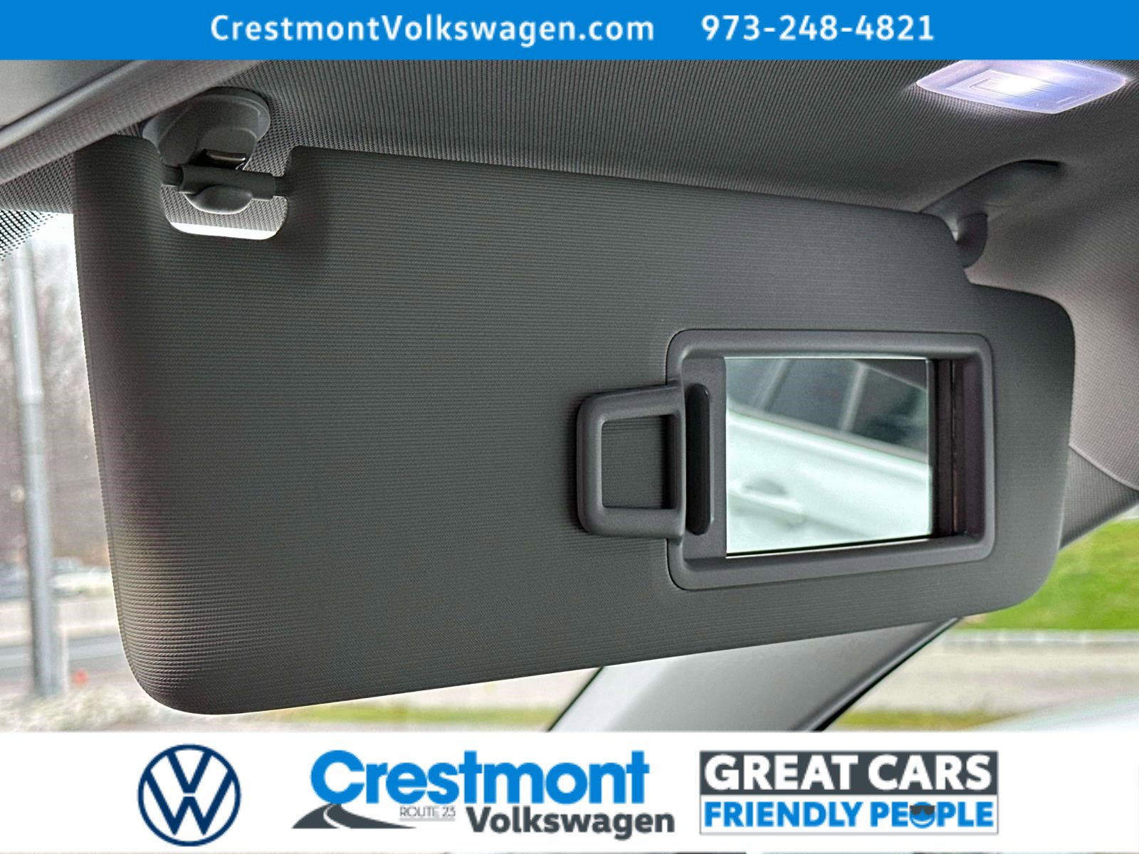Used 2022 Volkswagen Taos SE w/ Panoramic Sunroof Package image 30