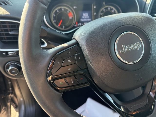 Used 2023 Jeep Cherokee Altitude Lux AWD/4WD image 20