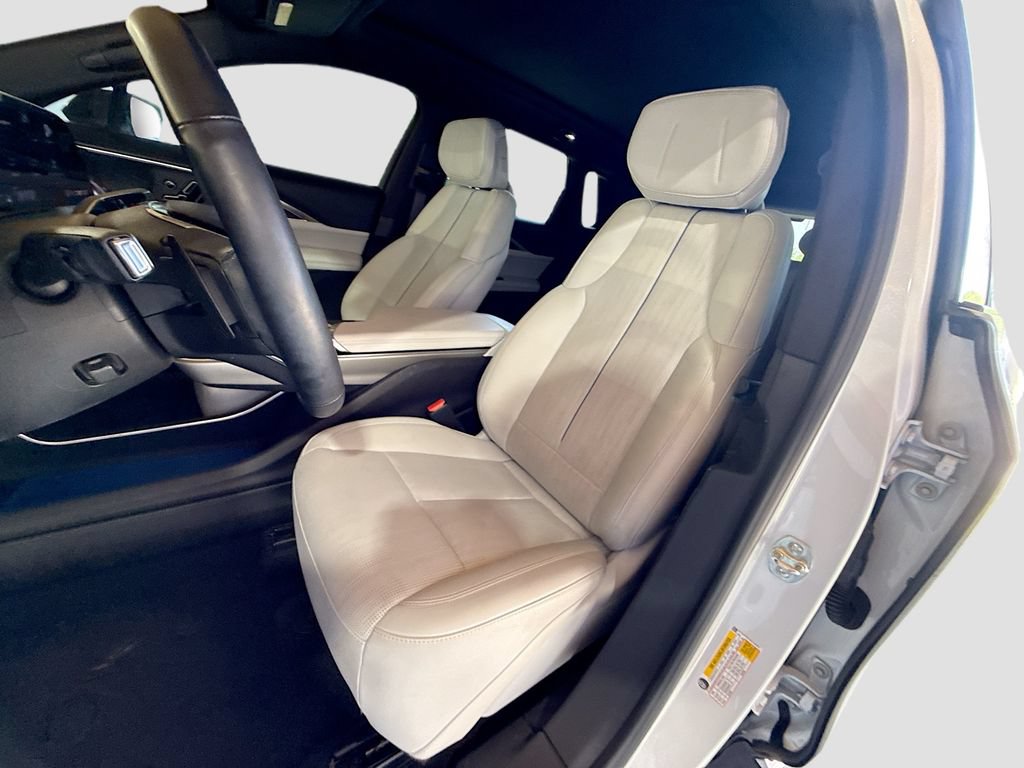 Used 2024 Cadillac Lyriq Luxury RWD image 23