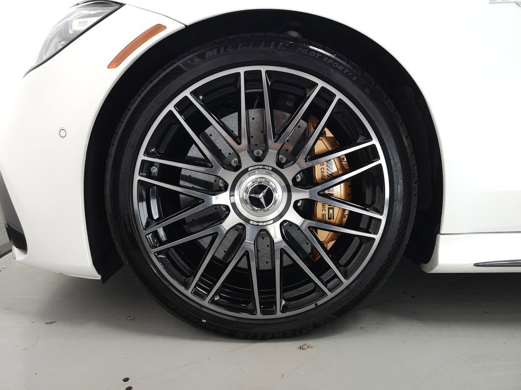 Used 2024 Mercedes-Benz S 63 AMG S w/ Carbon Fiber Exterior Package image 41
