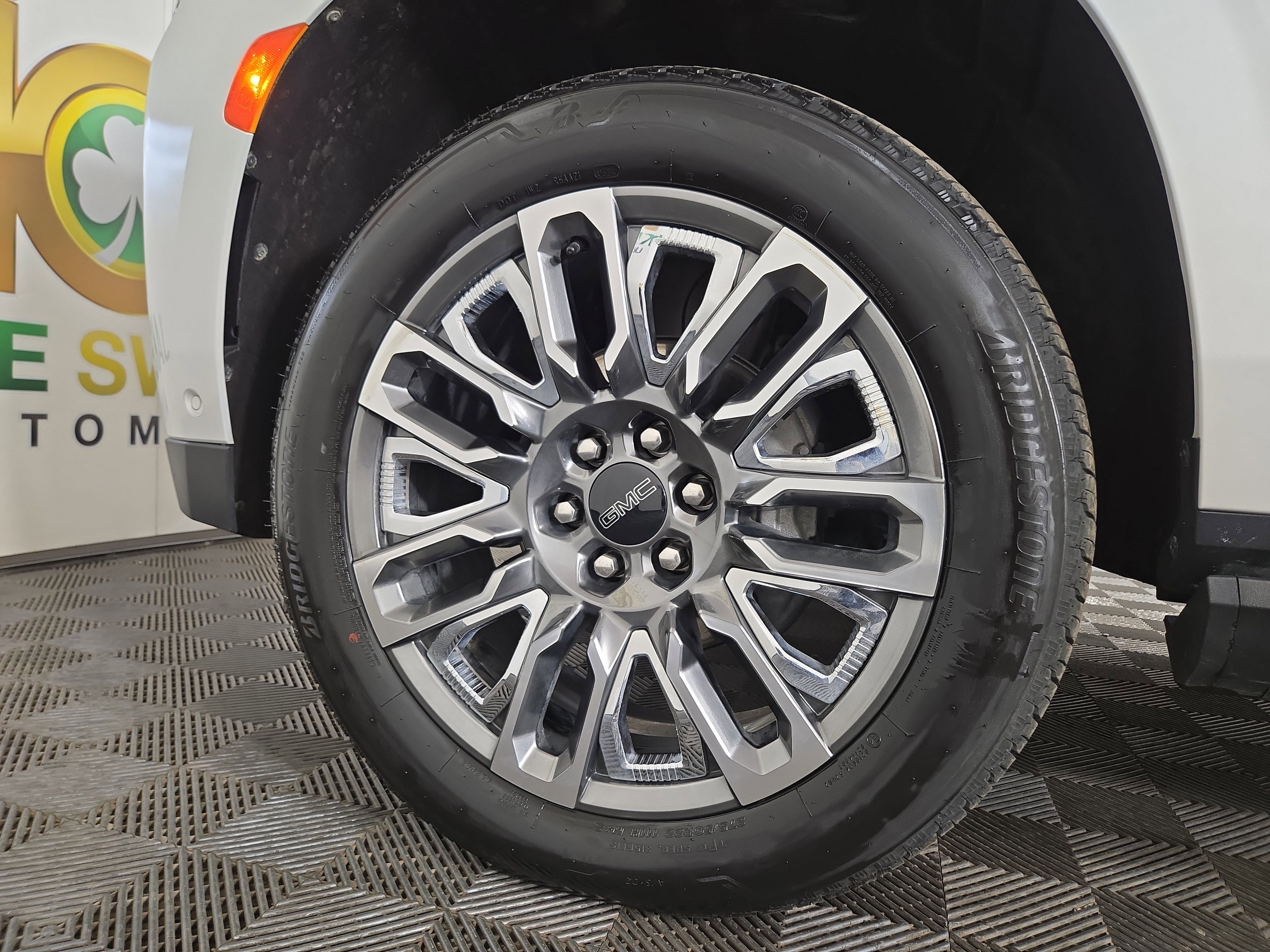 Used 2024 GMC Yukon Denali Ultimate image 37