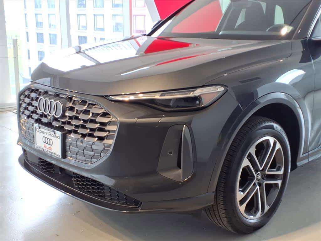 Used 2025 Audi Q5 Premium w/ Premium Plus AWD/4WD image 7
