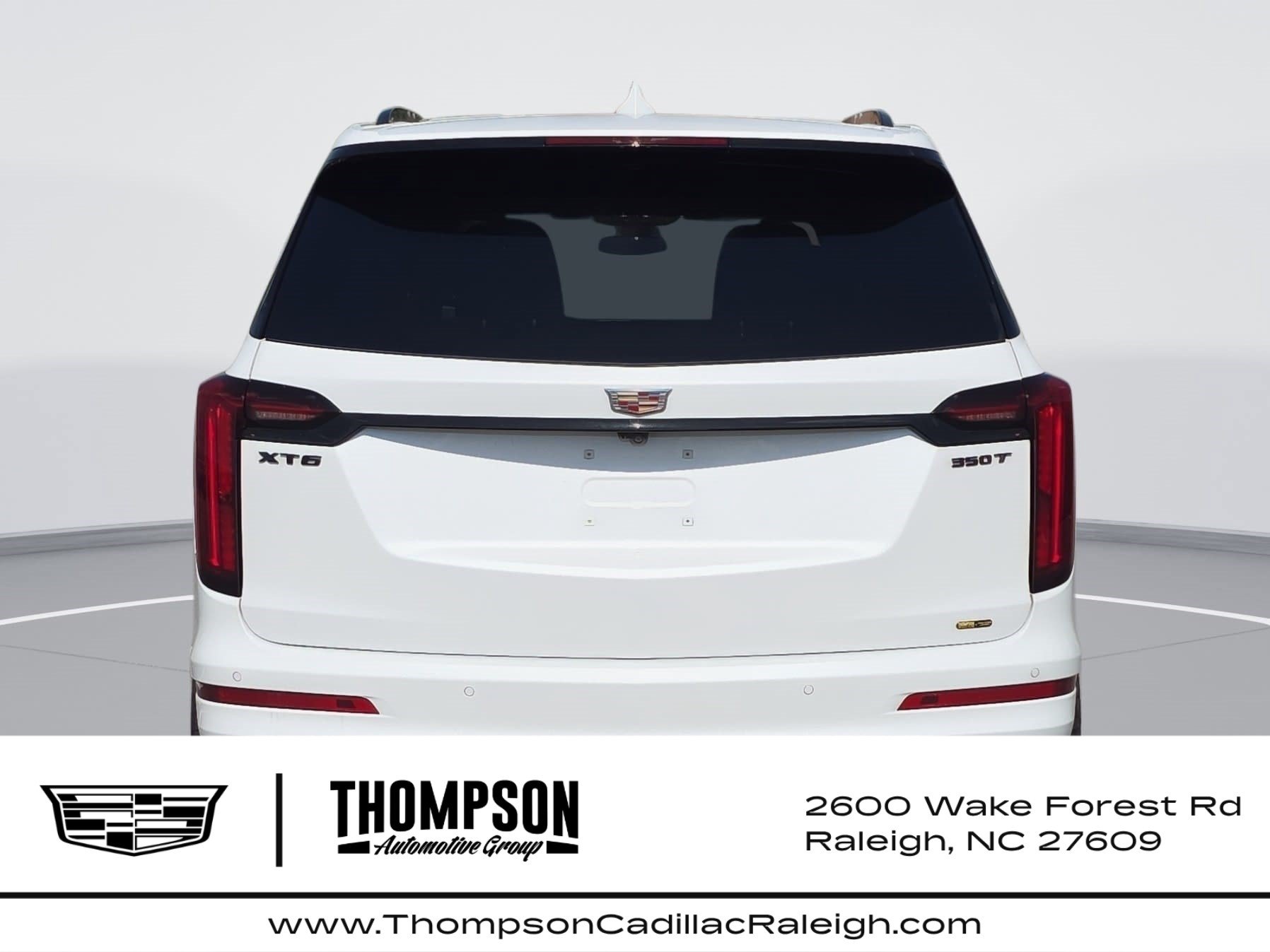 New 2025 Cadillac XT6 Luxury FWD image 4