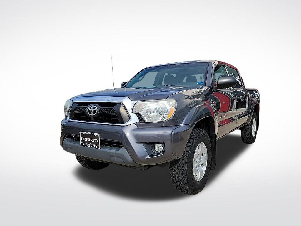 Used 2015 Toyota Tacoma 4x4 Double Cab w/ SR5 Package 360° Tour
