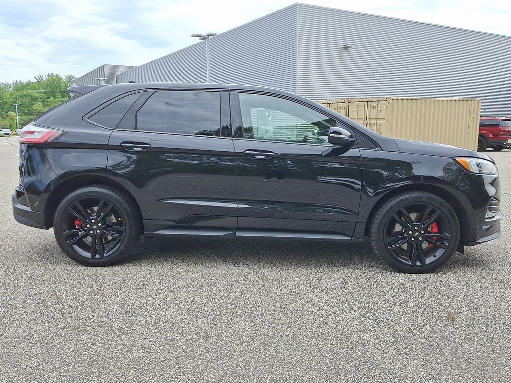 Used 2019 Ford Edge ST w/ Equipment Group 401A AWD/4WD image 7