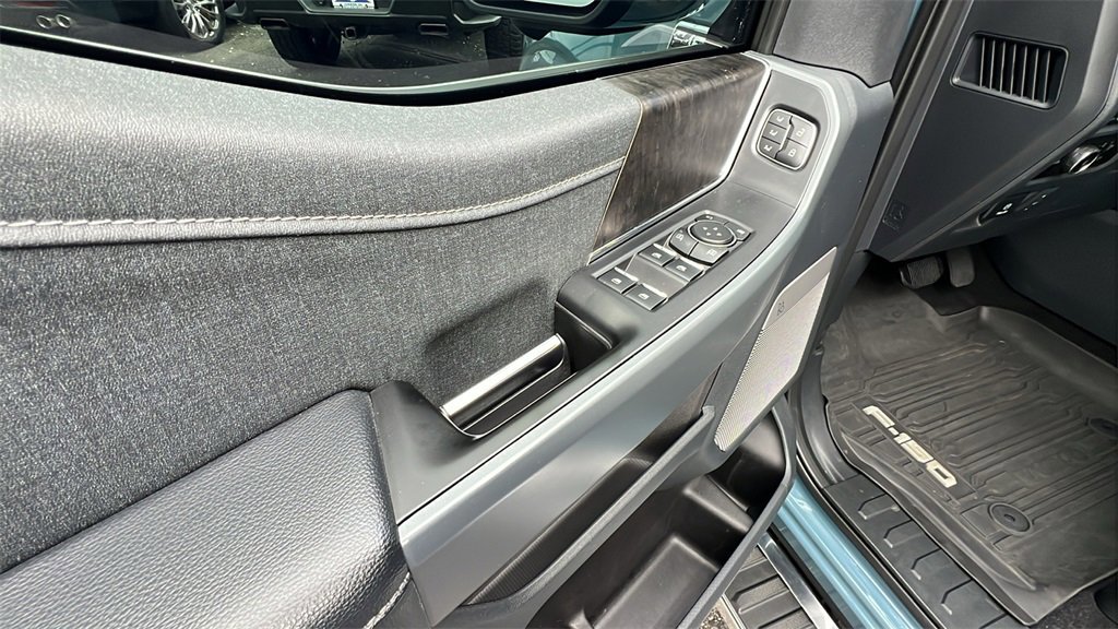 Used 2023 Ford F150 Lariat w/ Equipment Group 502A High image 12