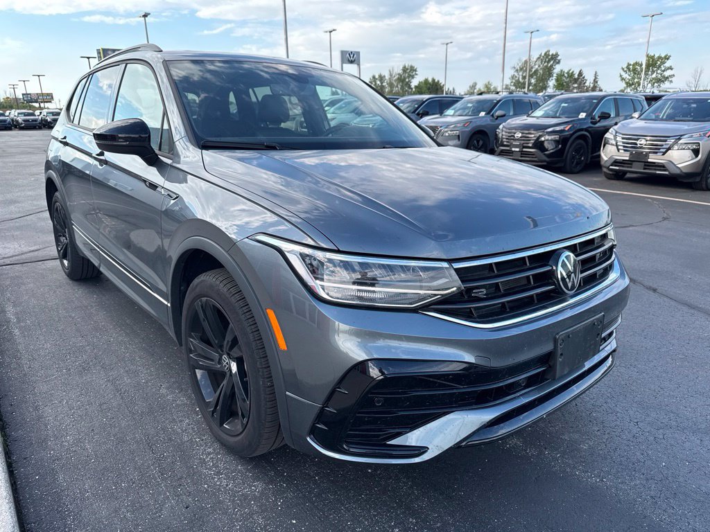 Used 2024 Volkswagen Tiguan SE R-Line w/ MDO Package, Two-Row
