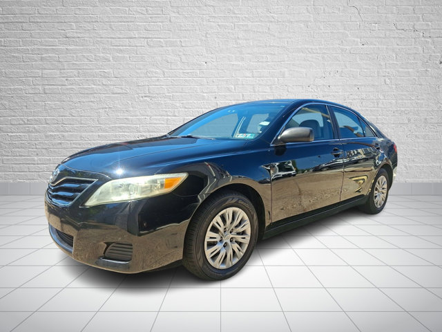 Used 2010 Toyota Camry FWD image 3
