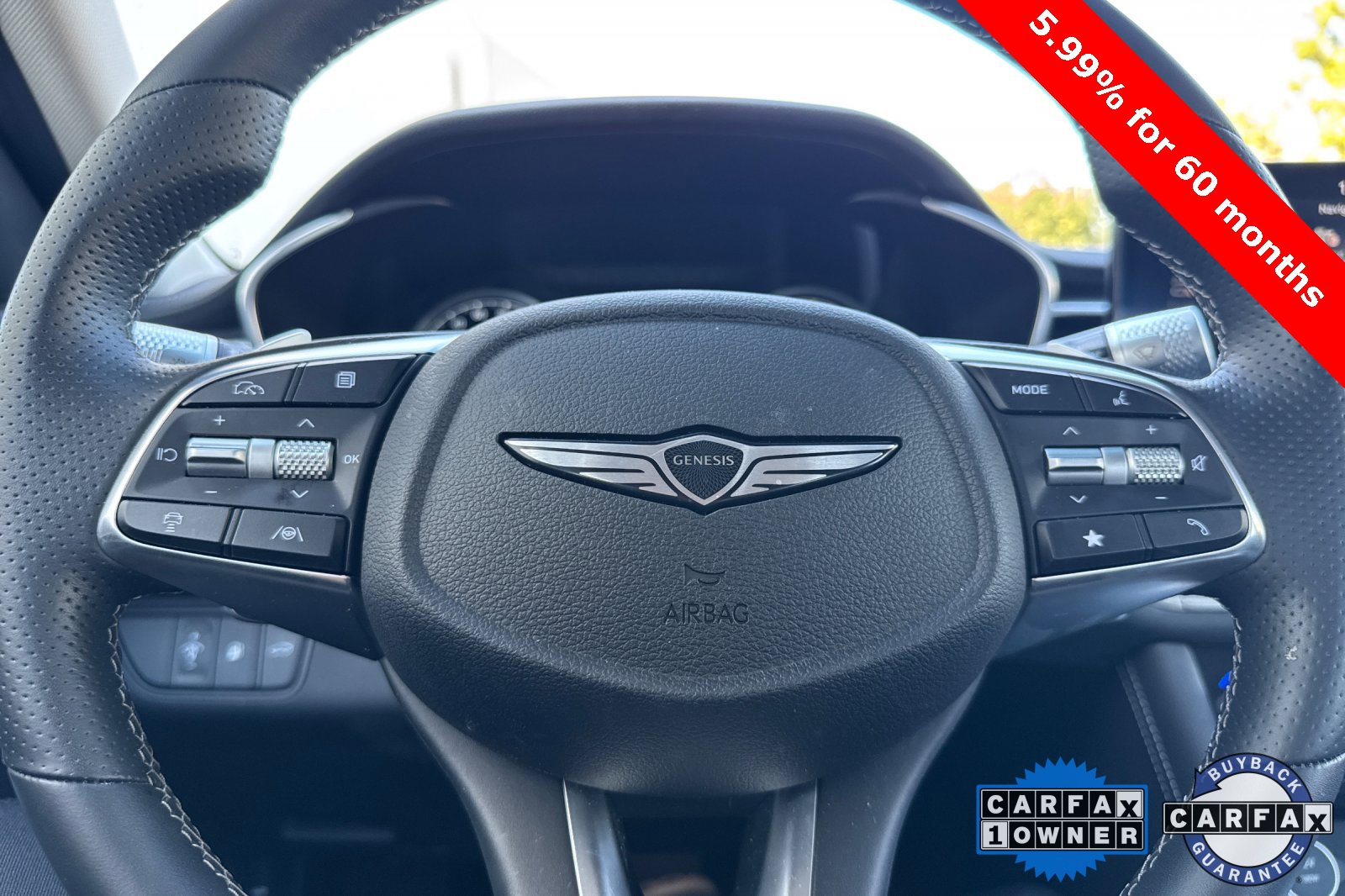 Used 2025 Genesis G70 2.5T image 25