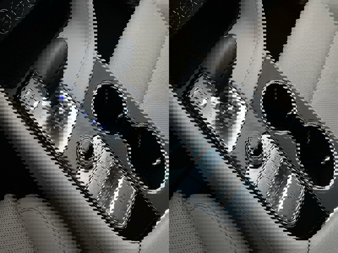 Used 2025 Genesis G70 2.5T image 34