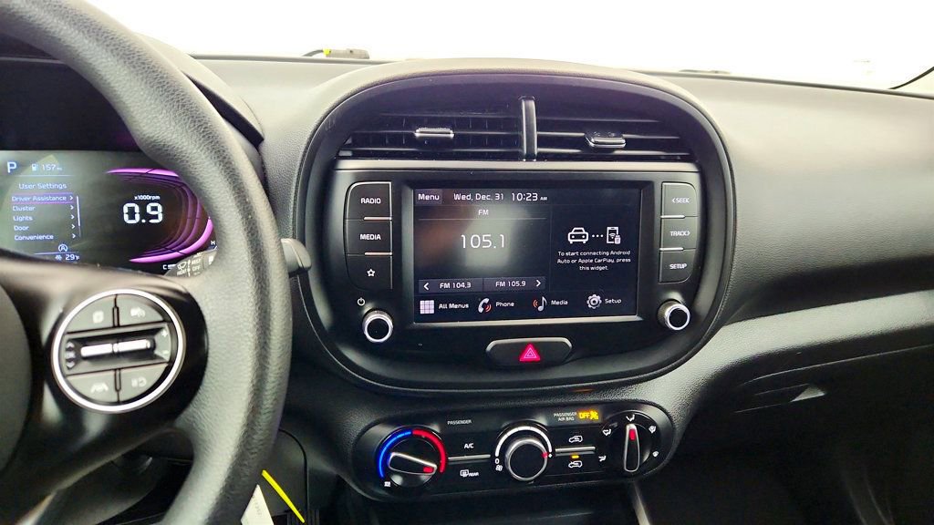 Used 2024 Kia Soul LX w/ Option Group 015 image 17