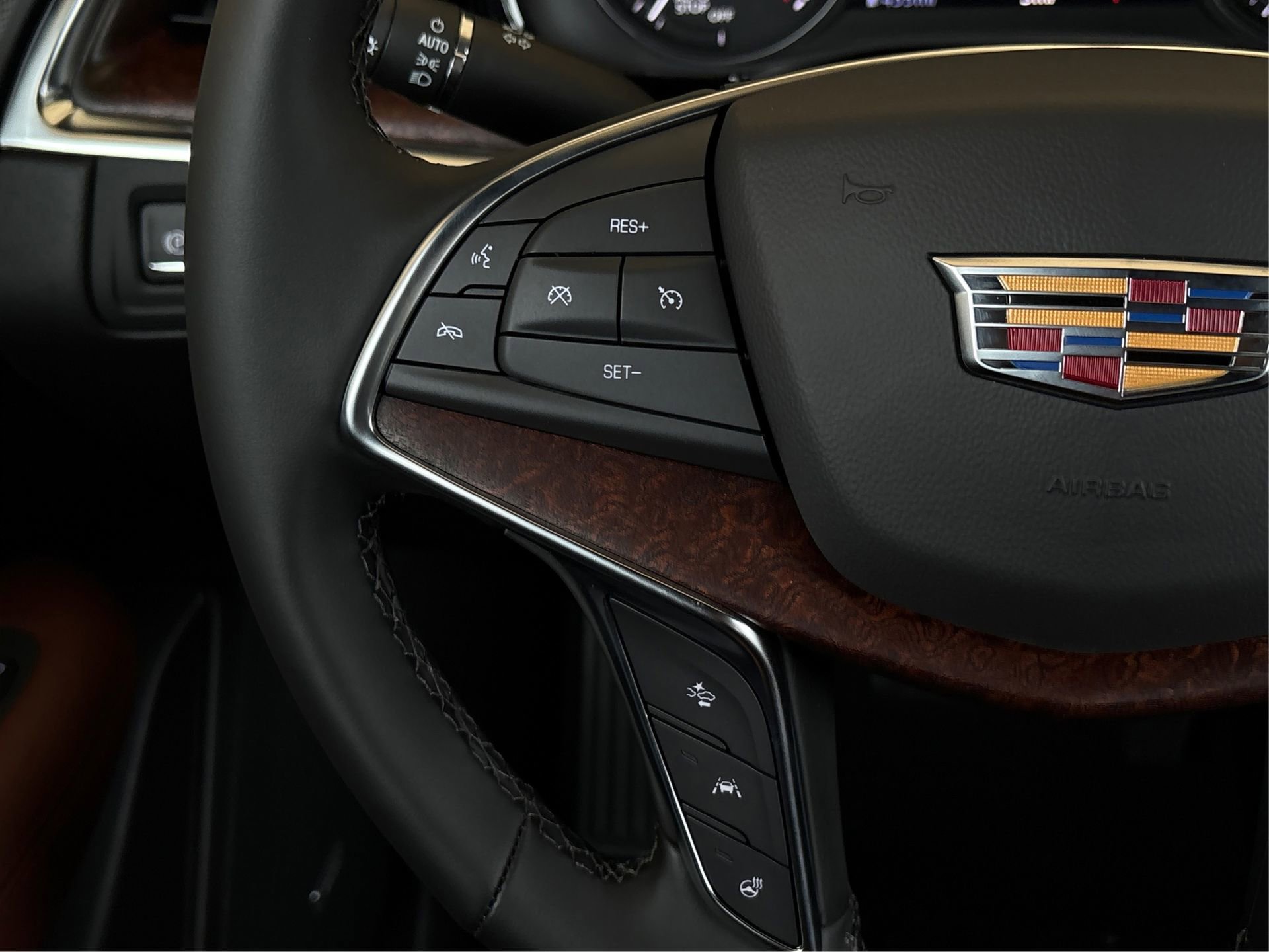 New 2026 Cadillac XT5 Premium Luxury w/ Driver Assist Package FWD image 28