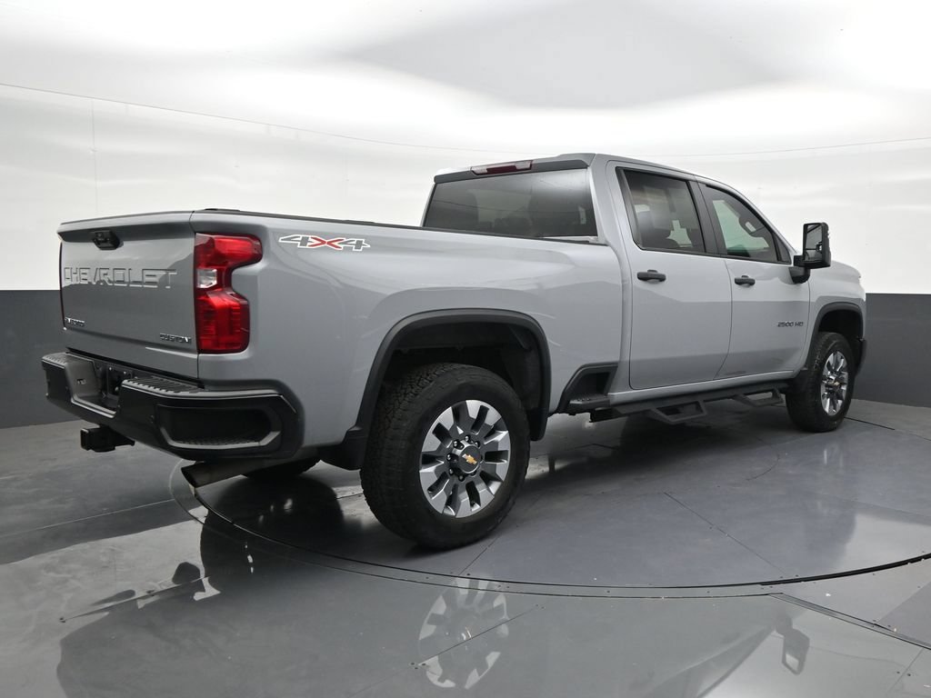 Used 2025 Chevrolet Silverado 2500 Custom w/ Custom Value Package AWD/4WD image 5