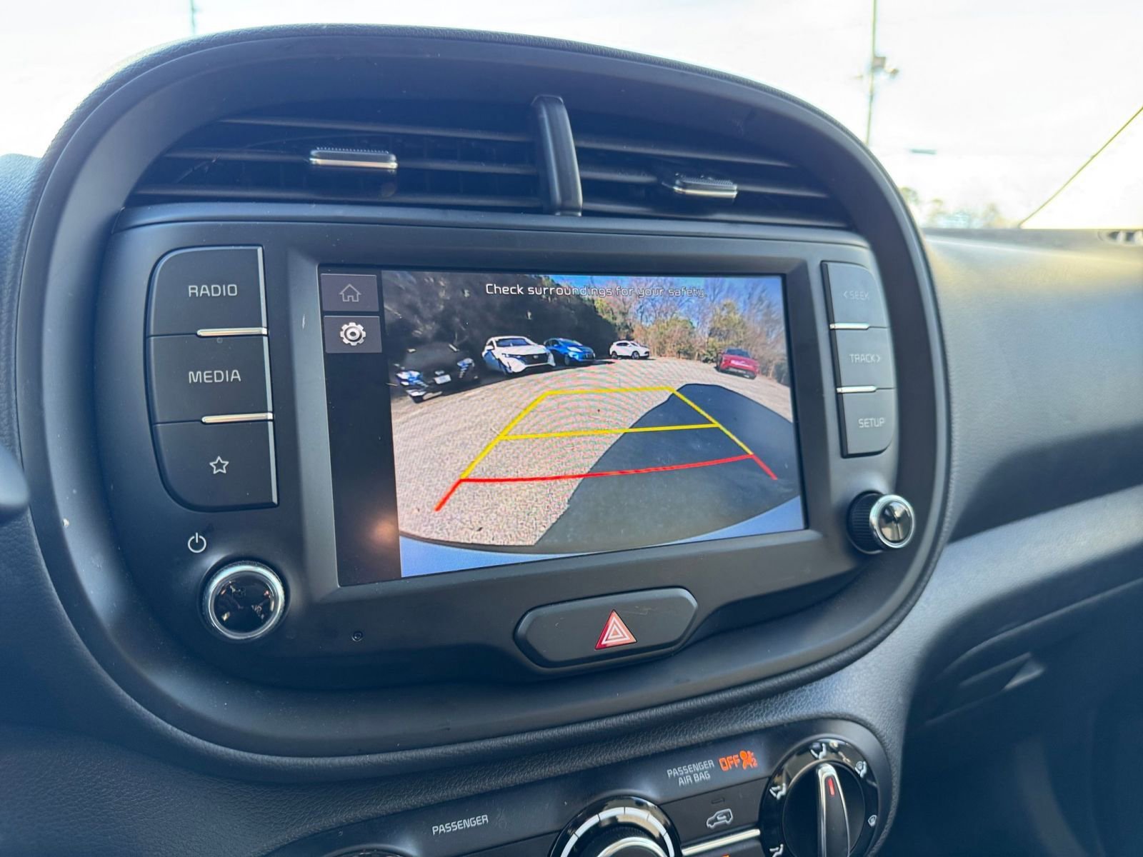 Used 2025 Kia Soul LX w/ LX Technology Package image 17