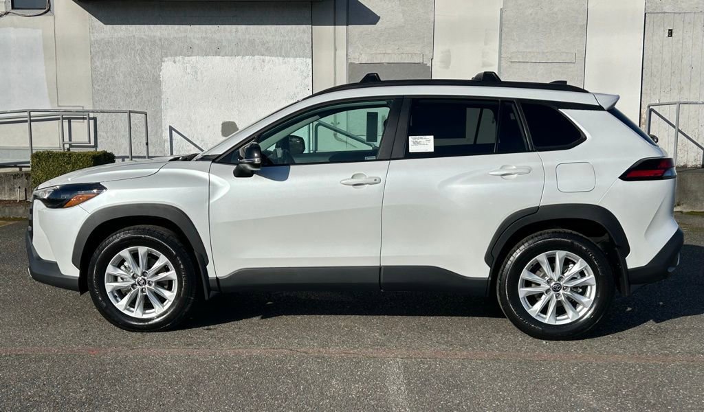 New 2026 Toyota Corolla Cross LE image 8