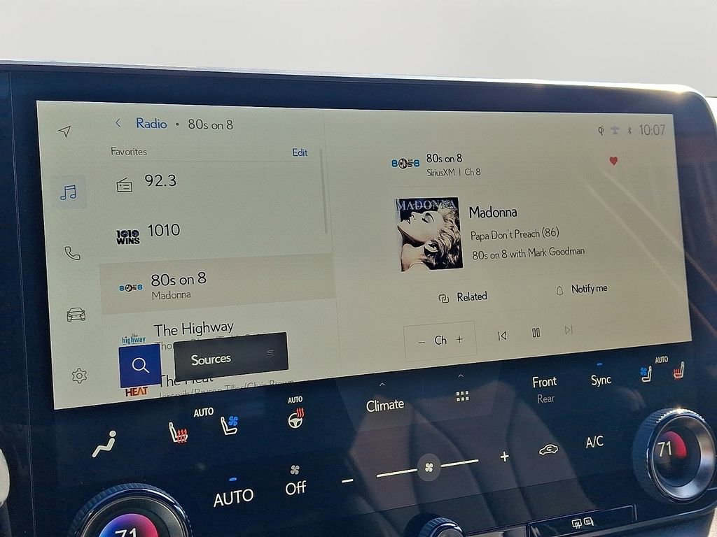 Used 2024 Lexus RX 350 F Sport w/ Convenience Package image 19