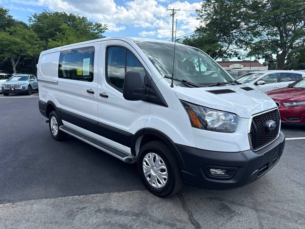 Used 2025 Ford Transit 250 Low Roof w/ Exterior Upgrade Package RWD image 3