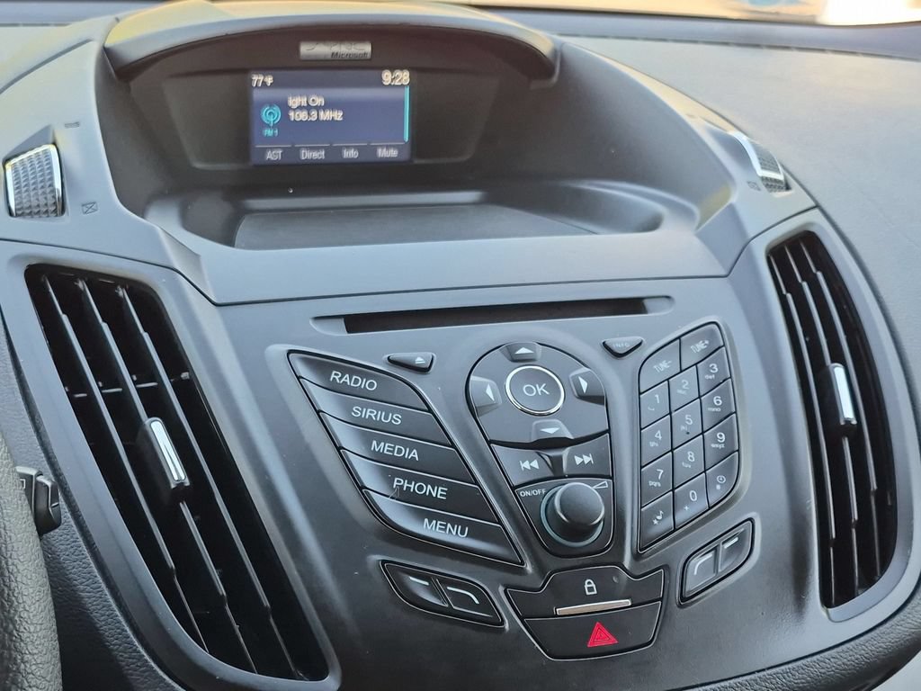 Used 2015 Ford Escape SE FWD image 17