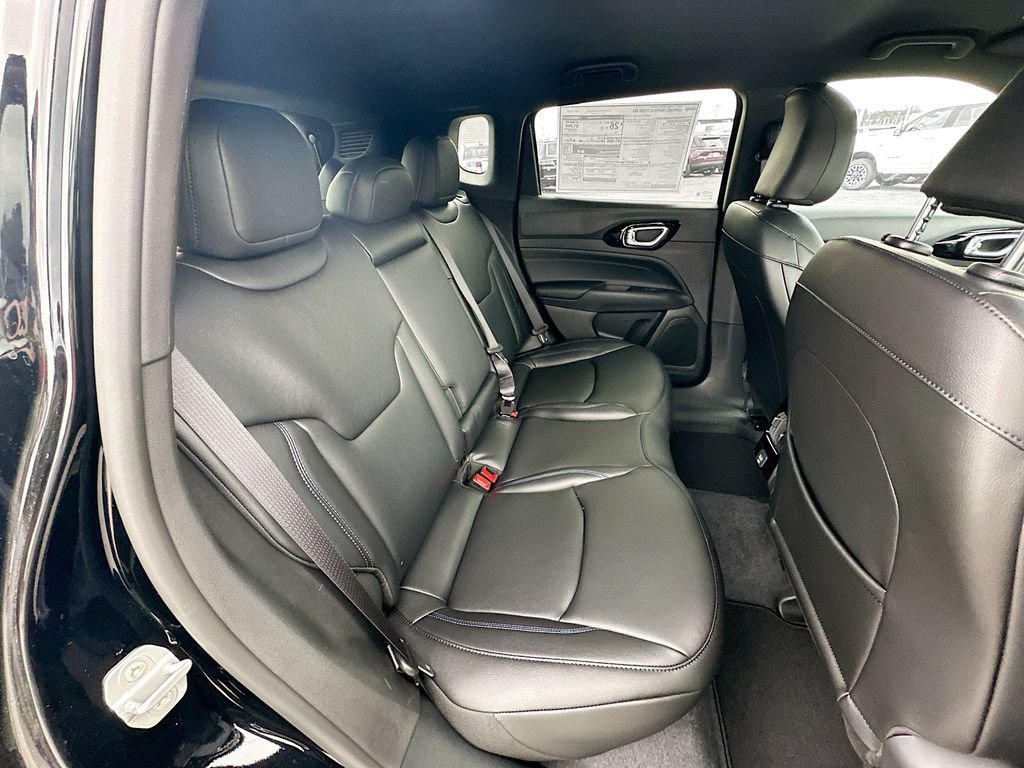 New 2026 Jeep Compass Limited AWD/4WD image 33
