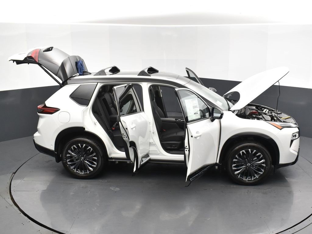 New 2026 Nissan Rogue Platinum image 35