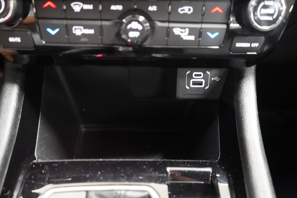 Used 2024 Jeep Compass Limited AWD/4WD image 40