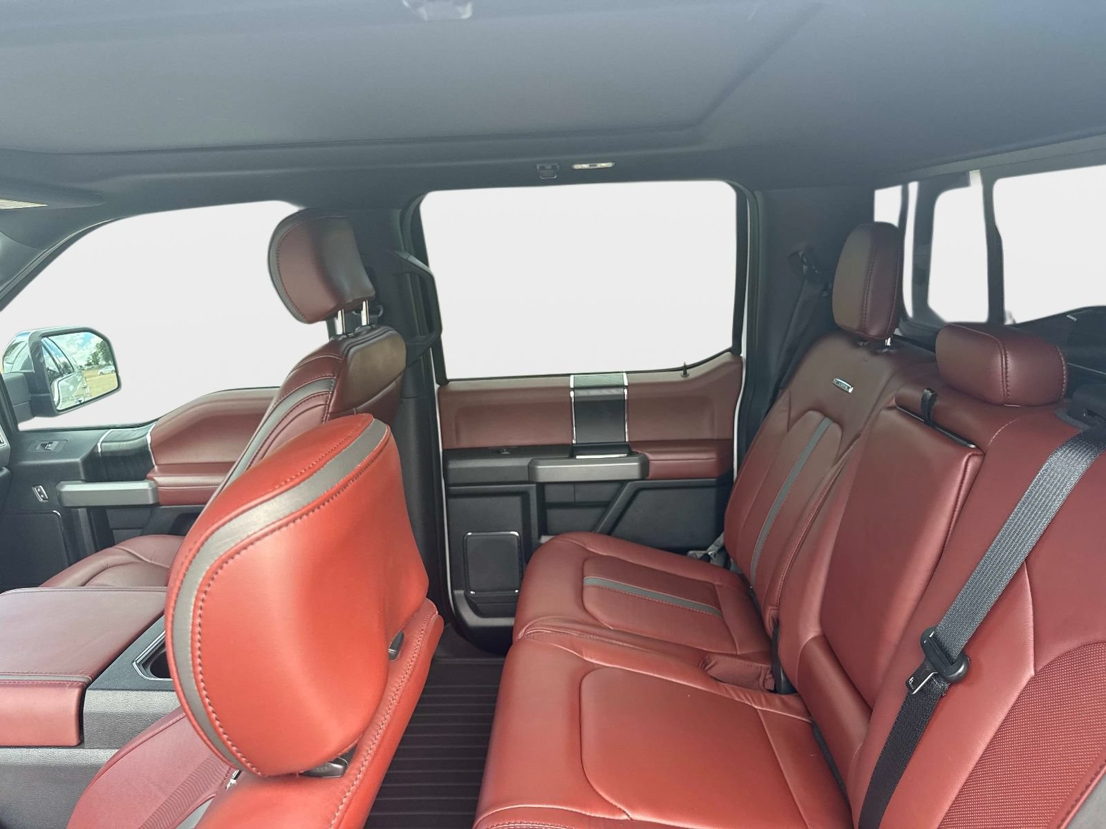 Used 2020 Ford F150 Platinum w/ Equipment Group 701A Luxury AWD/4WD image 13
