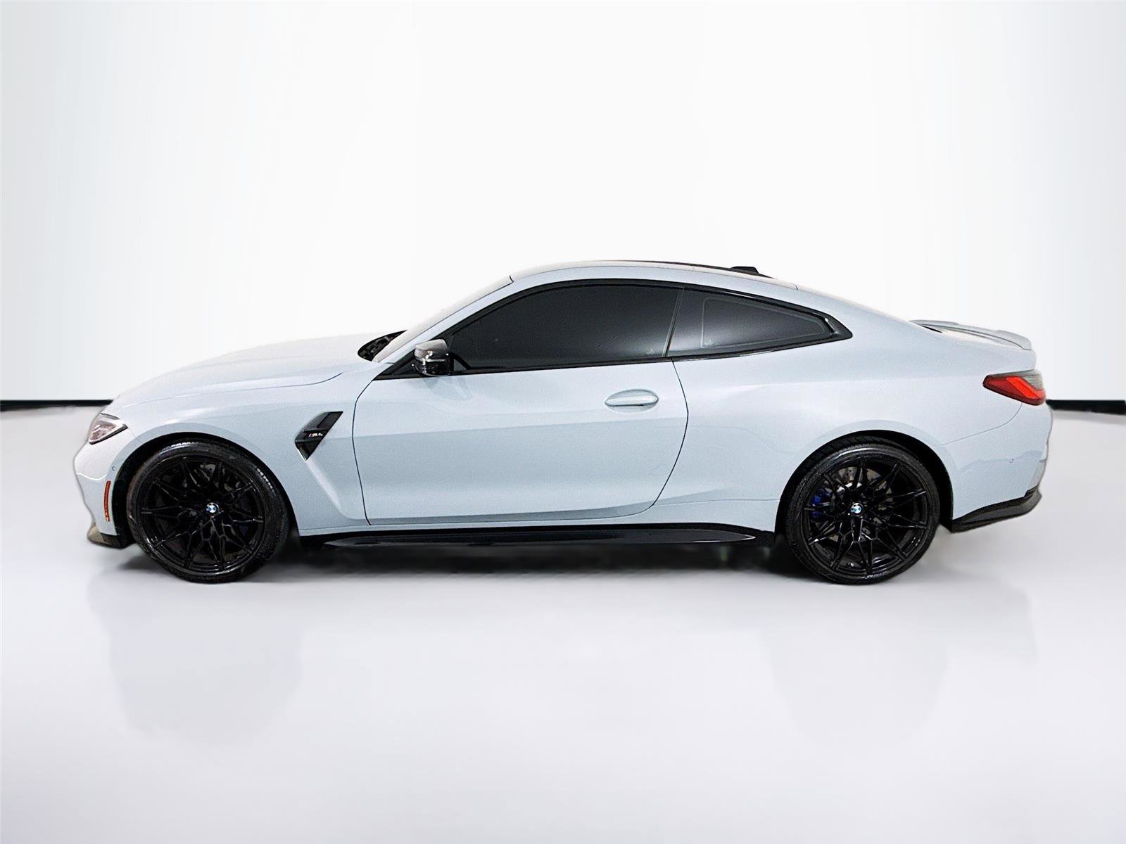 Used 2024 BMW M4 Coupe w/ M Driver's Package image 4
