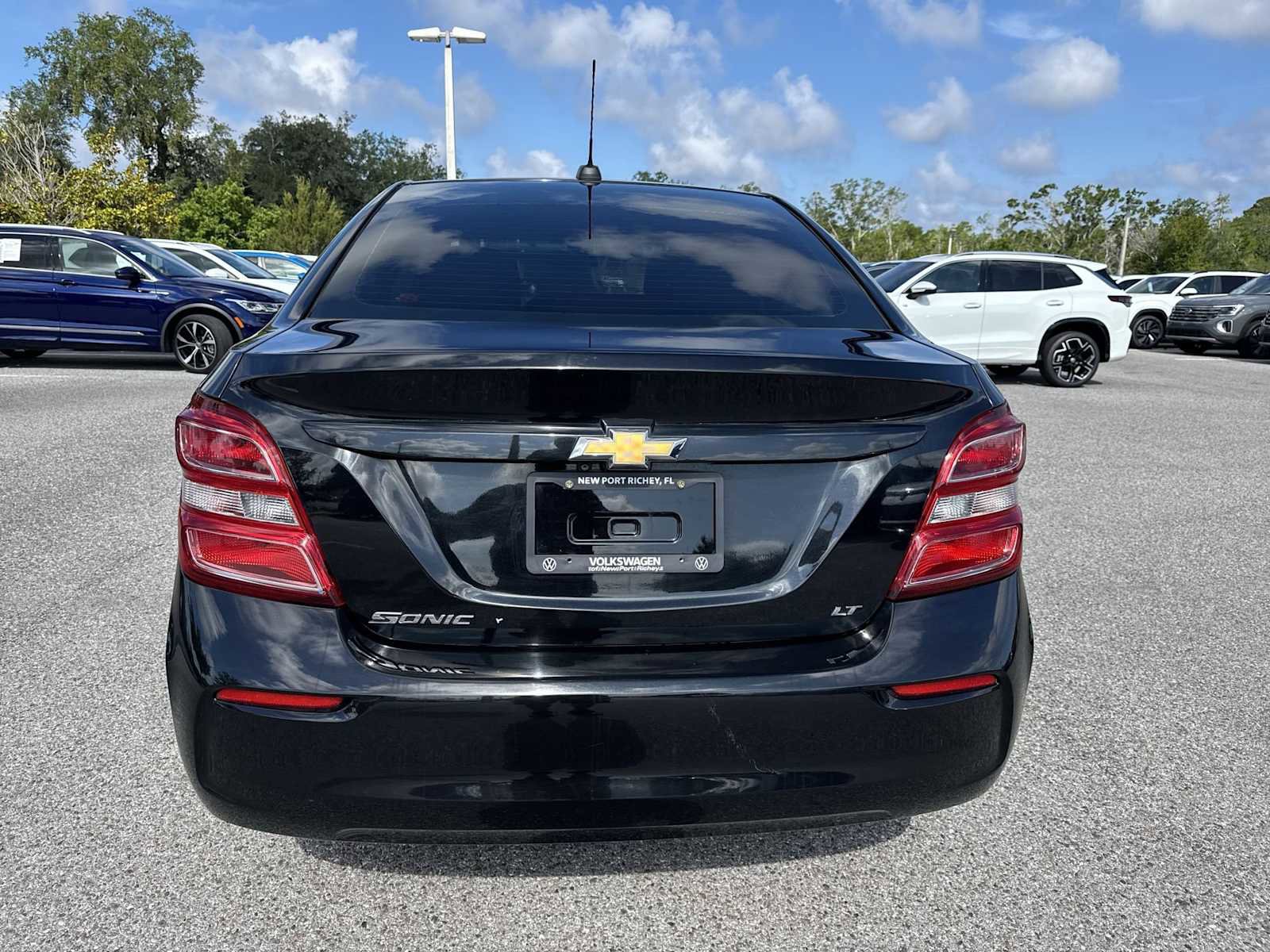 Used 2020 Chevrolet Sonic LT w/ Convenience Package FWD image 5