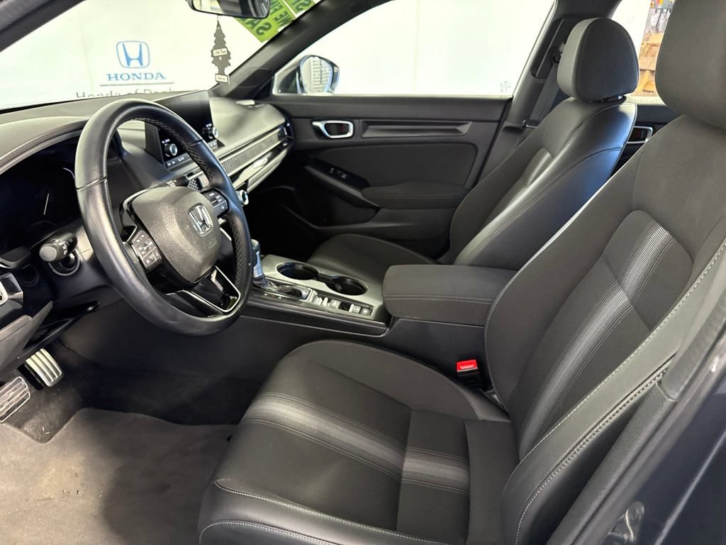 Used 2025 Honda Civic Sport image 15