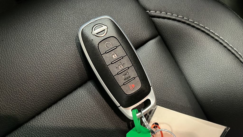 Used 2025 Nissan Murano SV AWD/4WD image 20