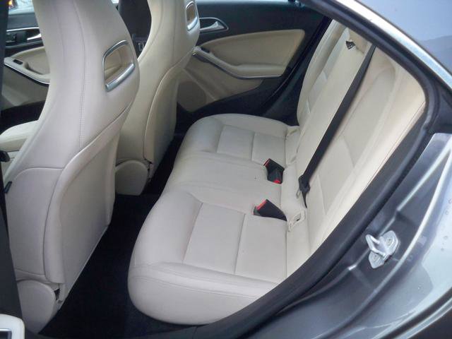 Used 2014 Mercedes-Benz CLA 250 4dr Sdn CLA 250 4MATIC image 5
