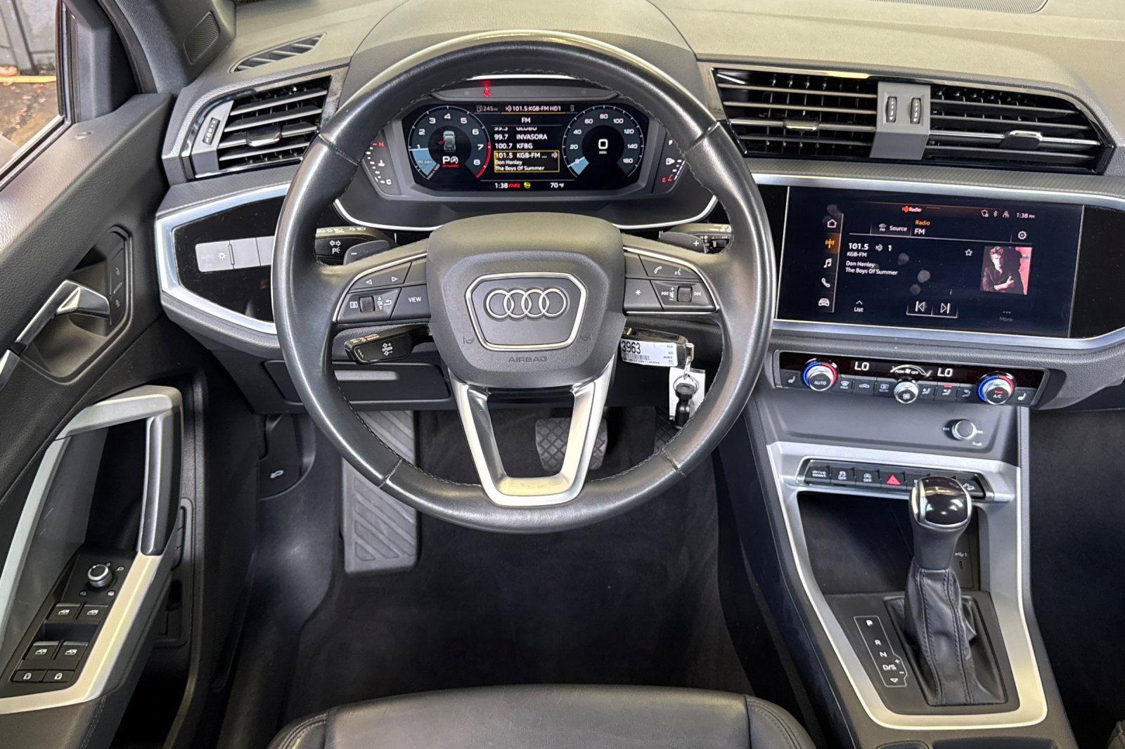 Used 2022 Audi Q3 2.0T Premium image 14