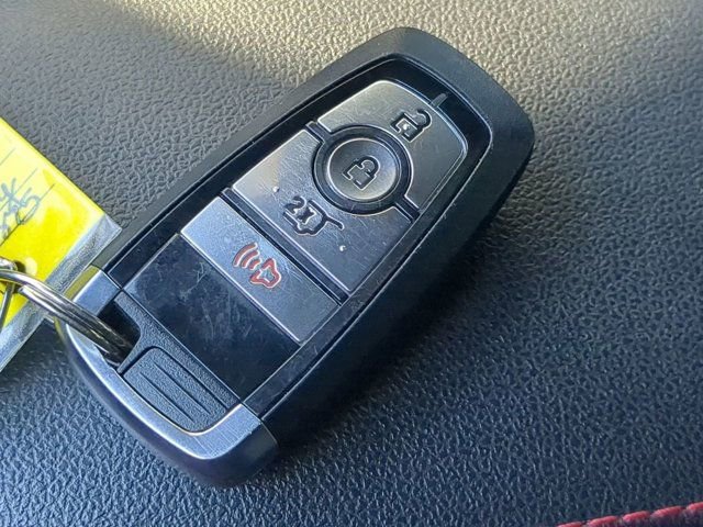 Used 2025 Ford Escape ST-Line FWD image 26