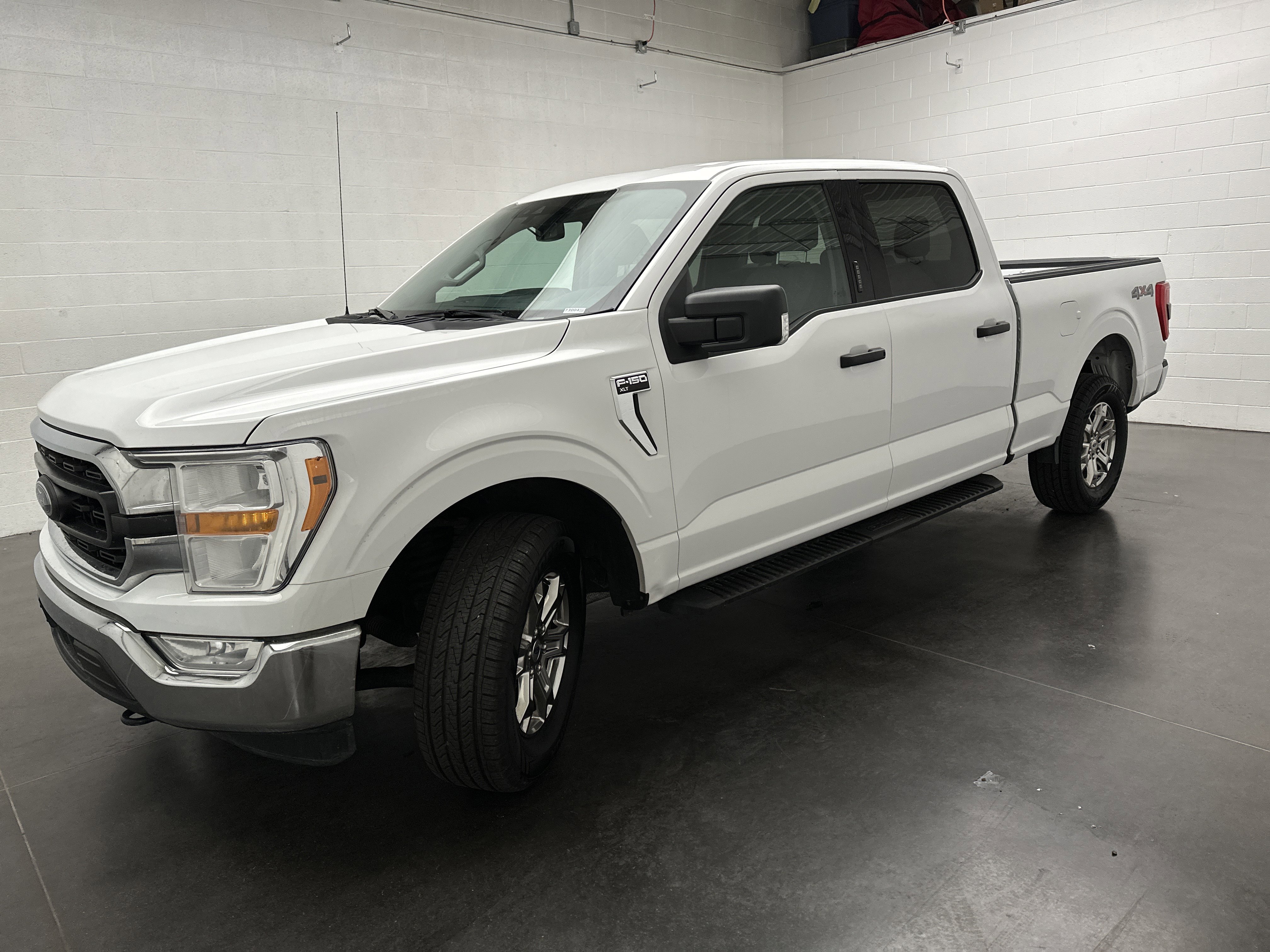 Used 2021 Ford F150 XLT w/ Equipment Group 301A Mid image 4