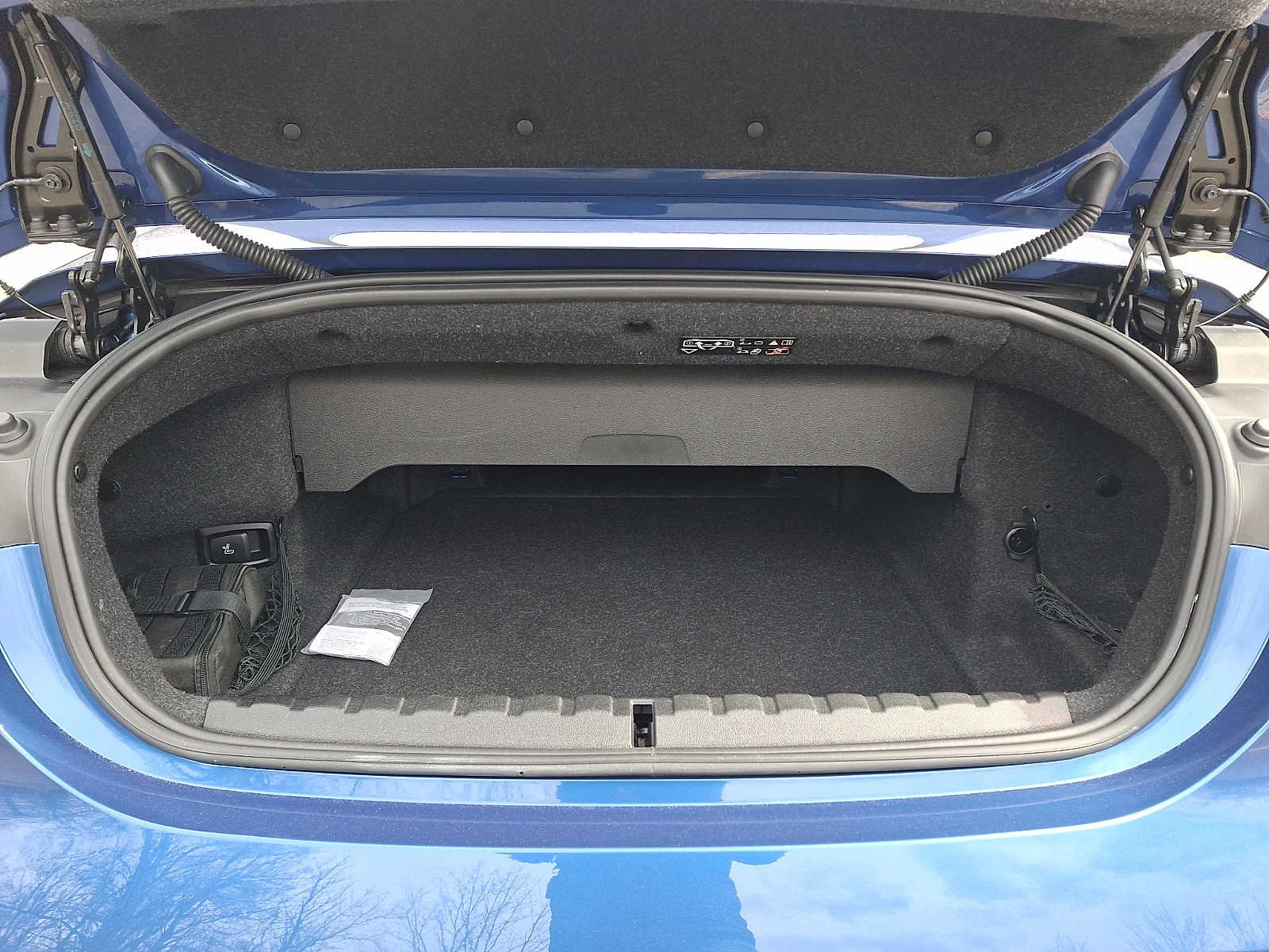 Used 2023 BMW M4 xDrive Competition w/ M Carbon Exterior Package image 29