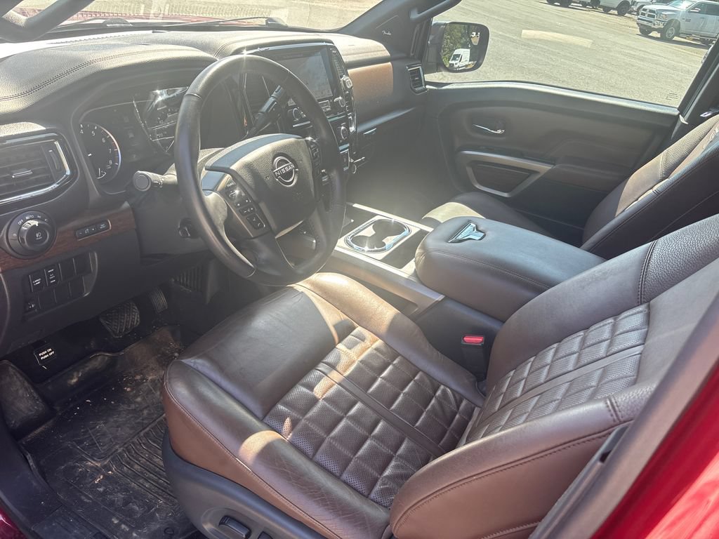 Used 2023 Nissan Titan Platinum Reserve w/ Moonroof Package AWD/4WD image 15