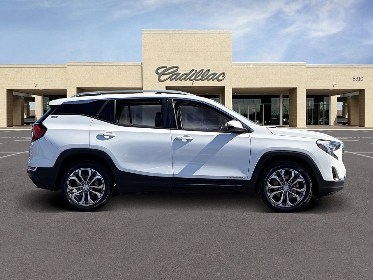 Used 2018 GMC Terrain SLT w/ Preferred Package image 4