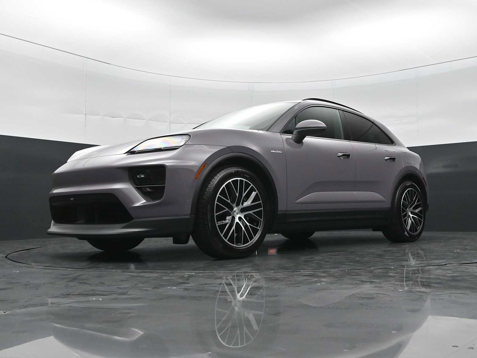 New 2026 Porsche Macan 4 Electric AWD/4WD image 37
