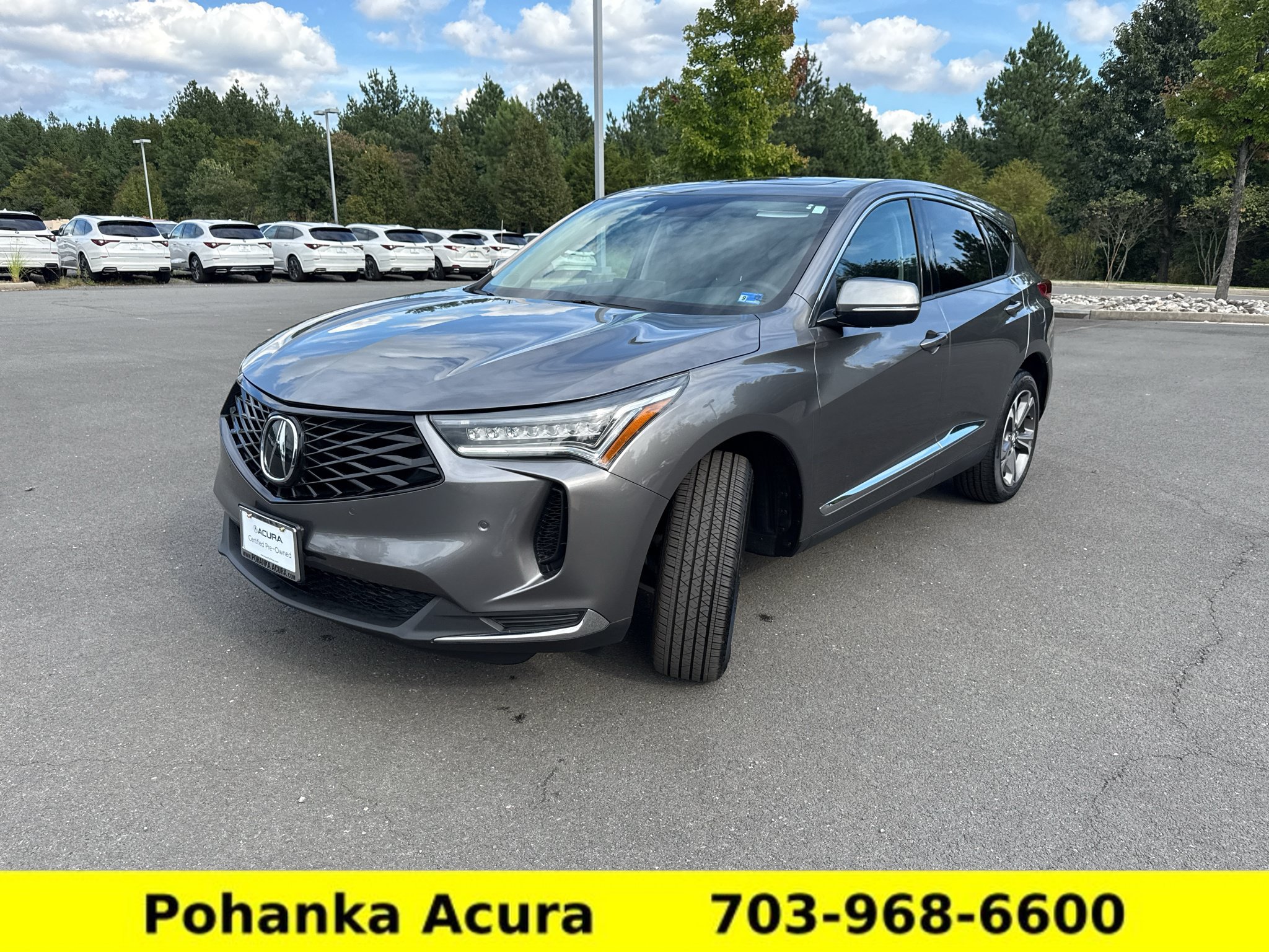 Used 2025 Acura RDX w/ Technology Package AWD/4WD image 3