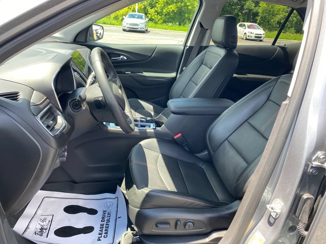 Used 2023 Chevrolet Equinox Premier w/ LPO, Floor Liner Package AWD/4WD image 15