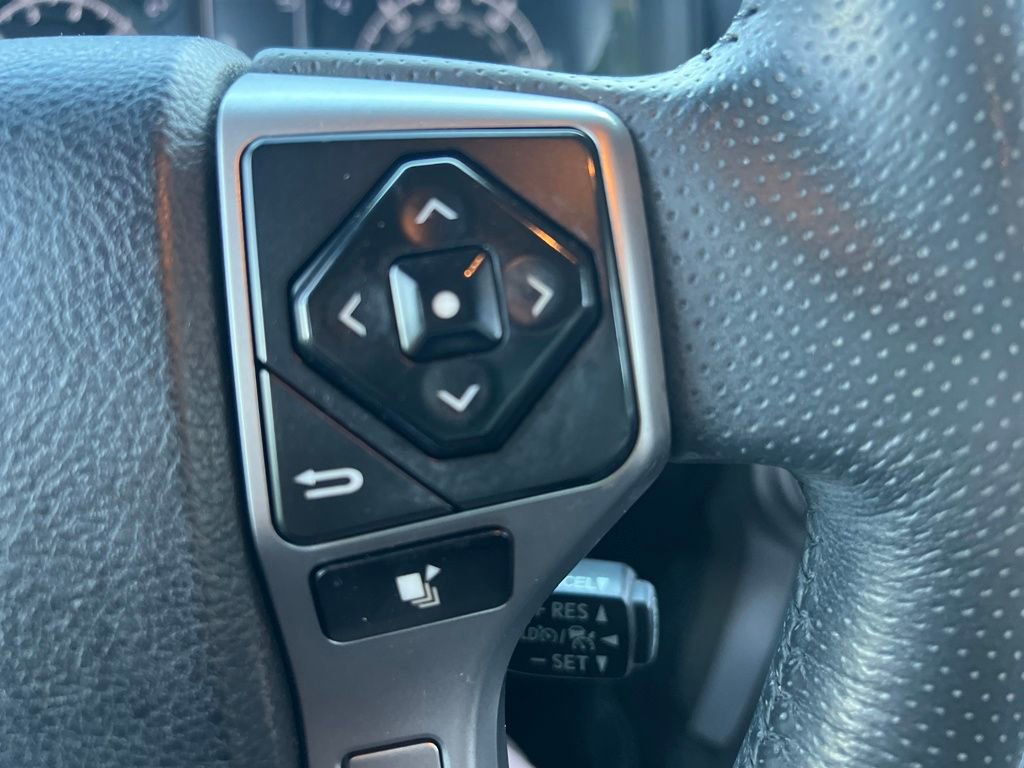 Used 2020 Toyota 4Runner SR5 Premium image 27