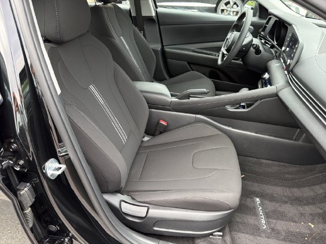 Certified 2023 Hyundai Elantra SEL FWD image 16