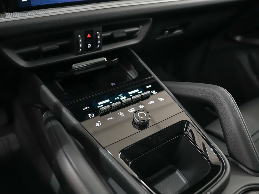 New 2026 Porsche Cayenne E-Hybrid Coupe AWD/4WD image 32