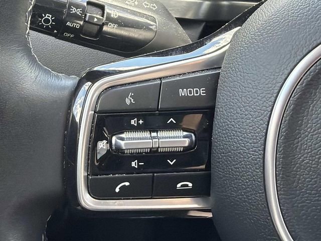 Used 2023 Kia Sorento SX FWD image 25