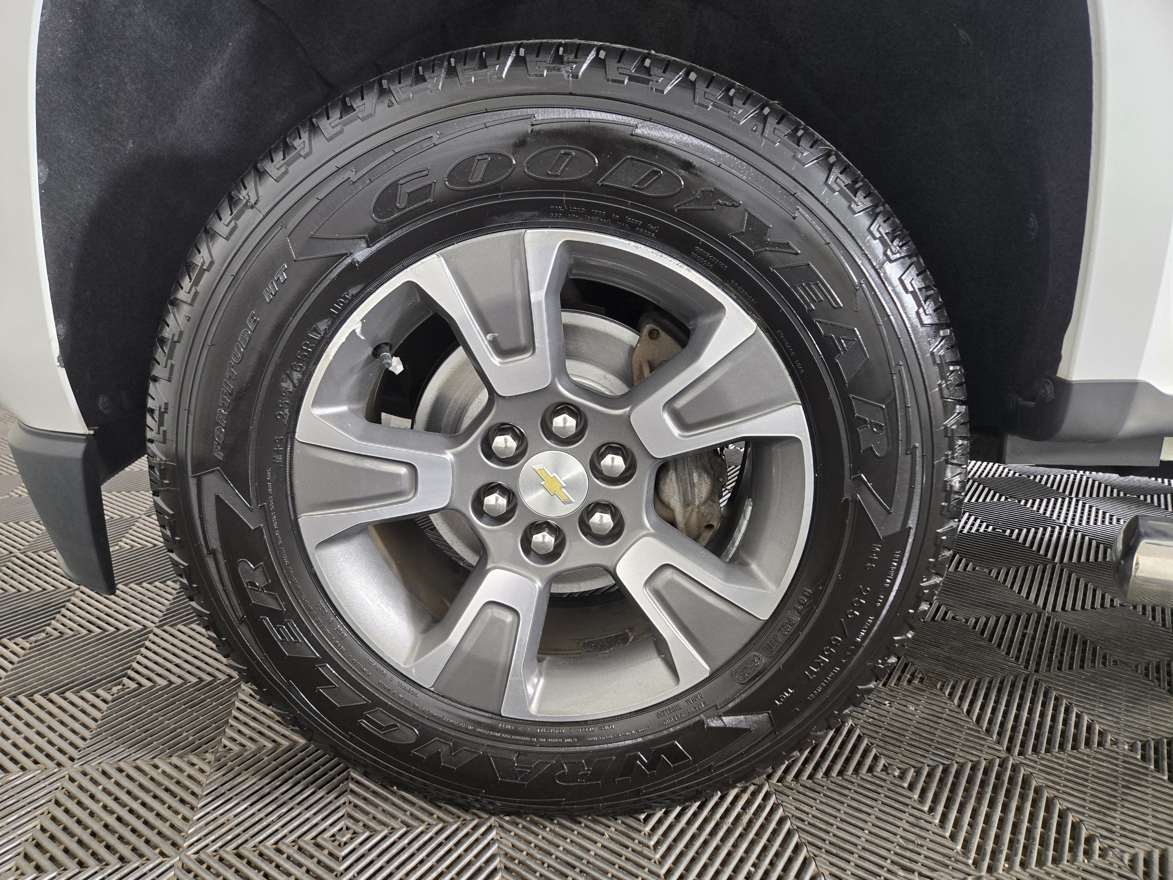 Used 2018 Chevrolet Colorado Z71 AWD/4WD image 31