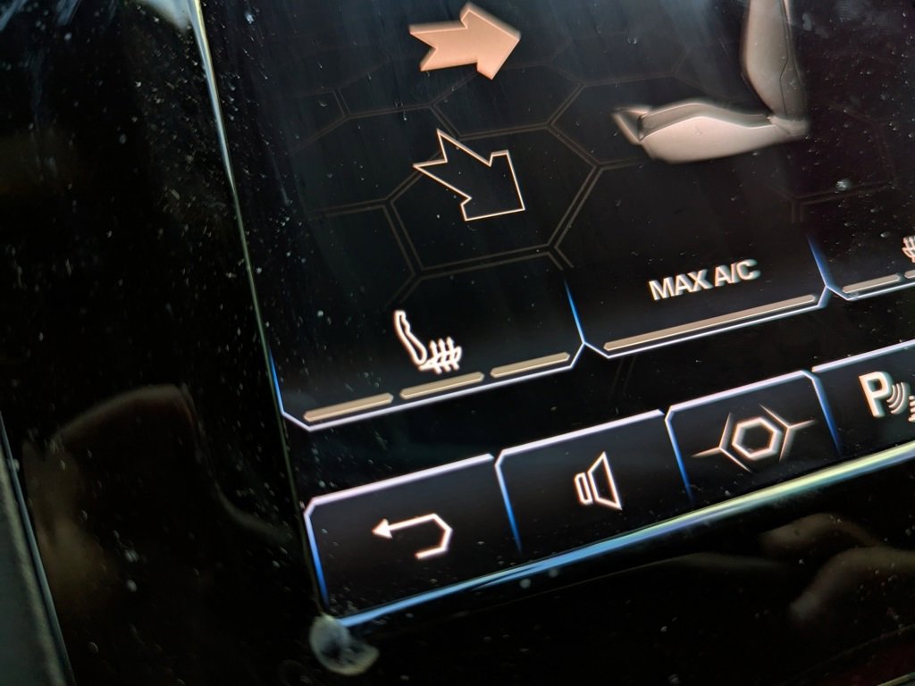 Used 2020 Lamborghini Huracan EVO image 24