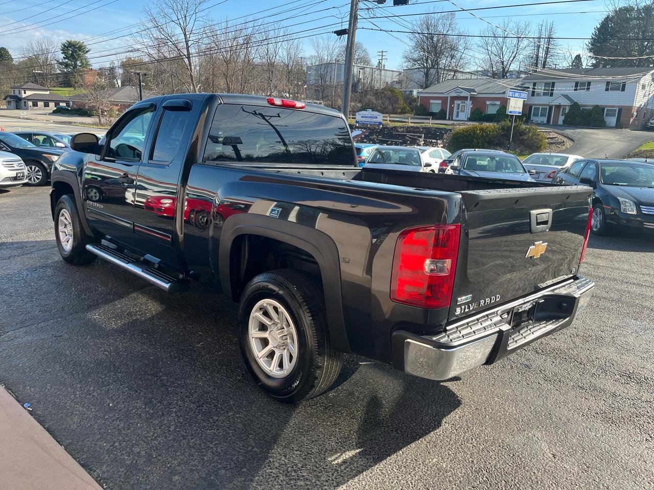 Used 2010 Chevrolet Silverado 1500 LS image 8