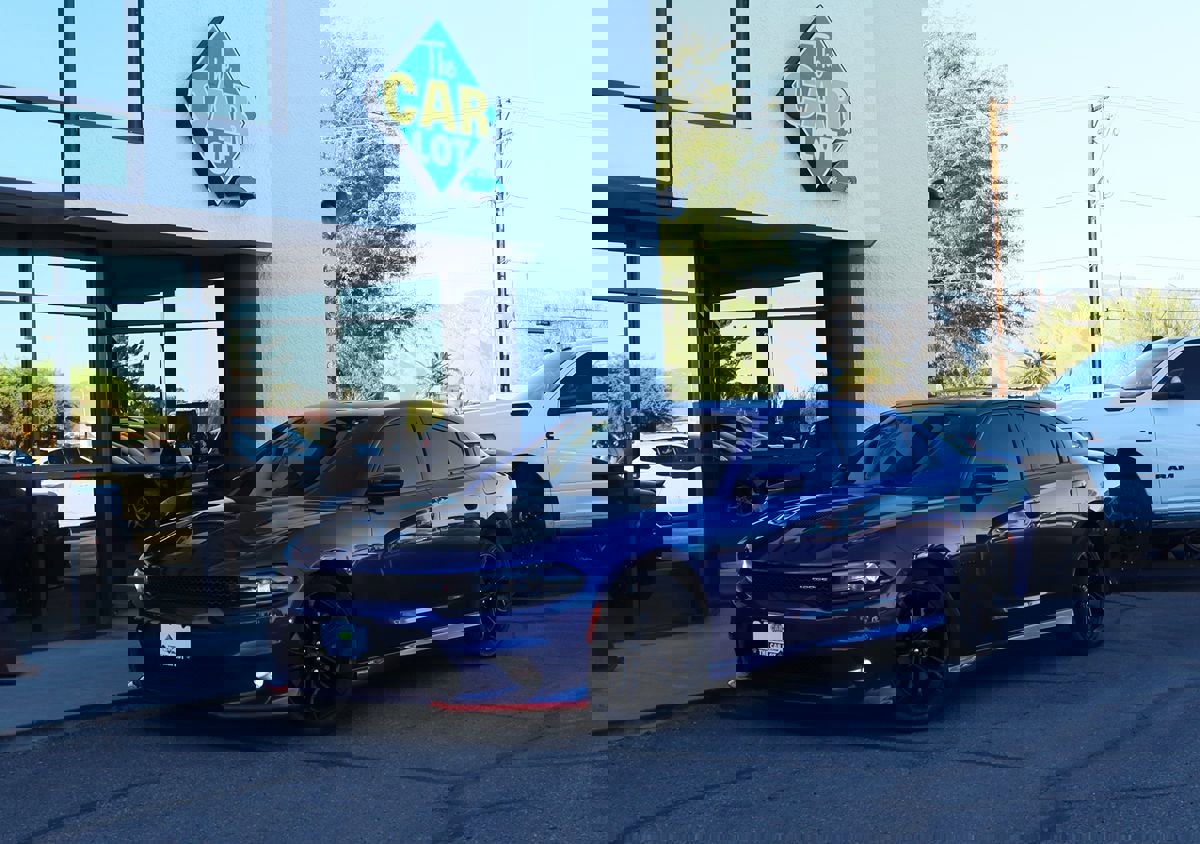 Used 2020 Dodge Charger R/T image 2