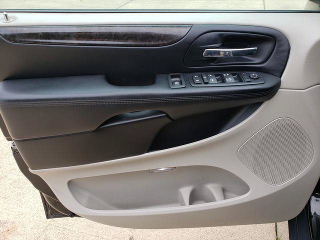 Used 2016 Dodge Grand Caravan SE w/ Quick Order Package 29E SE FWD image 11