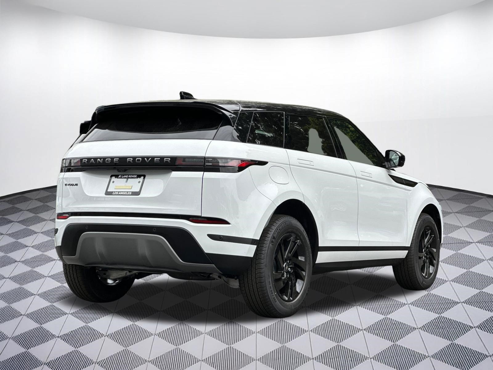 New 2026 Land Rover Range Rover Evoque S AWD/4WD image 9